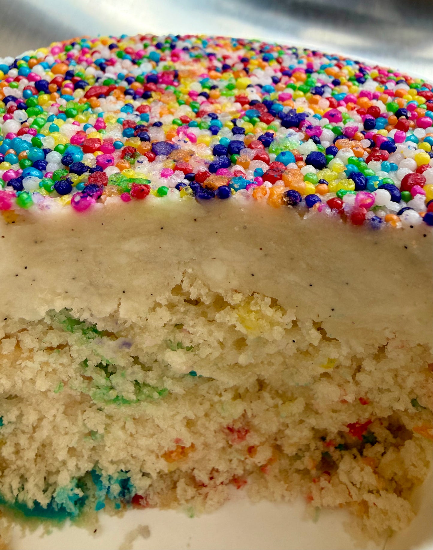 LIMITED 8oz. Dot Cake Cup 2 for $24