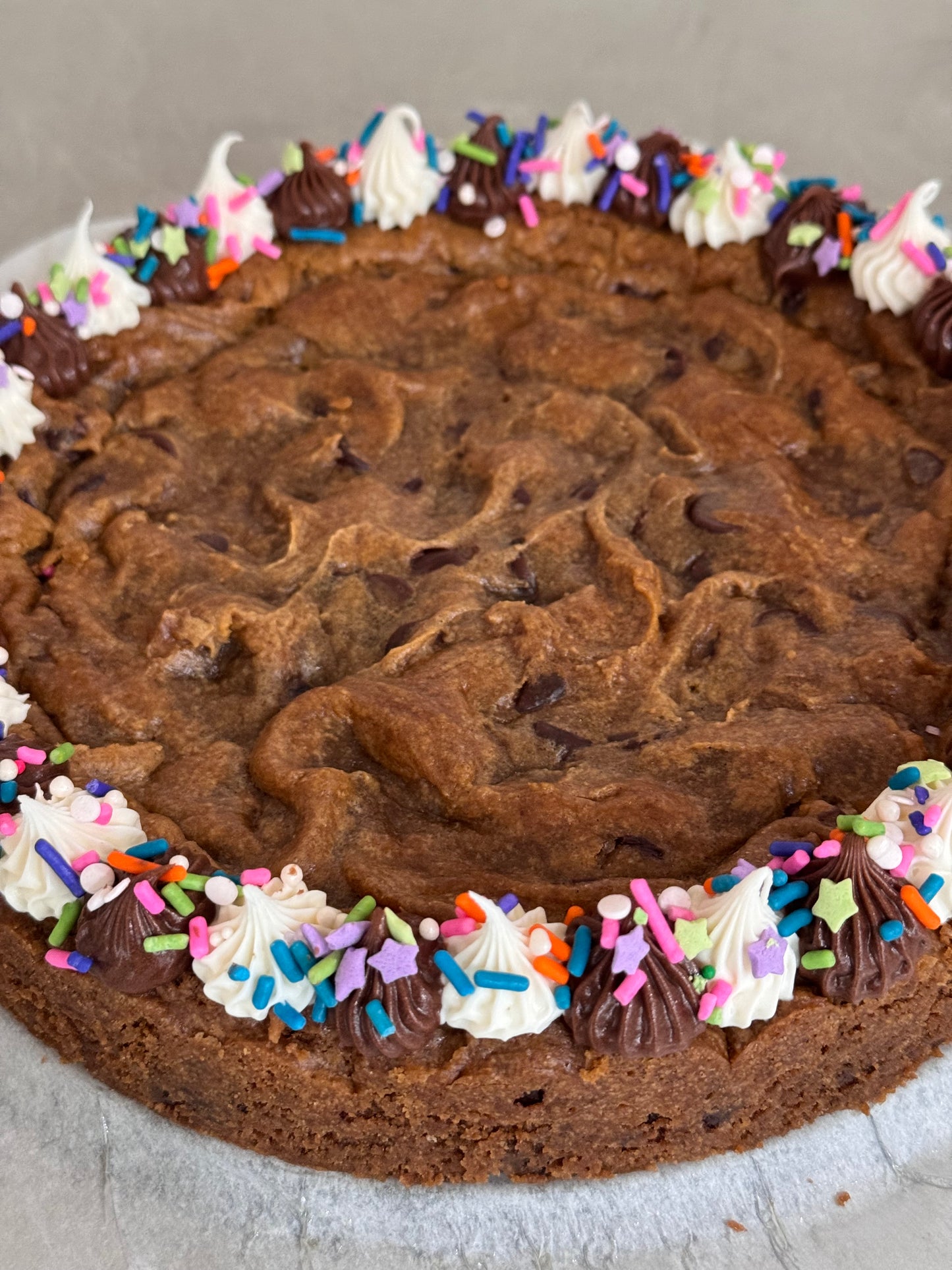 XOXO Cookie Pie-9 inch diameter****(Special Order)
