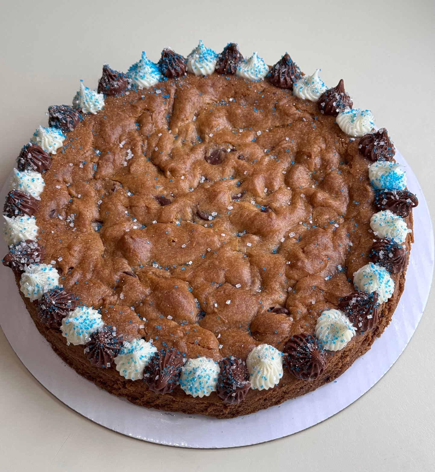 XOXO Cookie Pie-9 inch diameter****(Special Order)